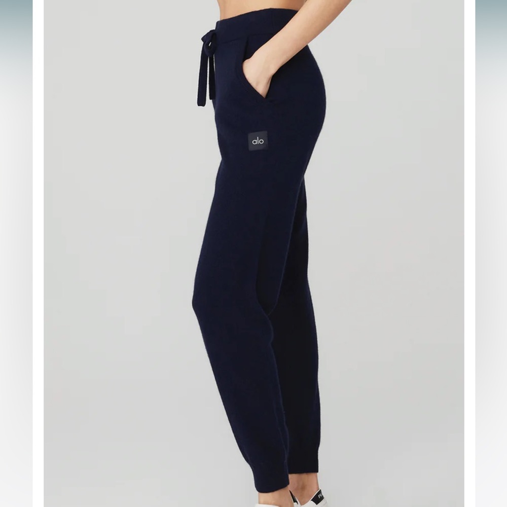 Alo Jet Set Cashmere Jogger